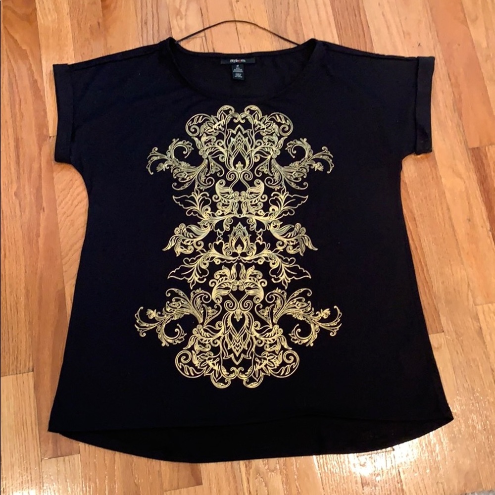 Style and Co Medium fashion T-shirt. Like new.